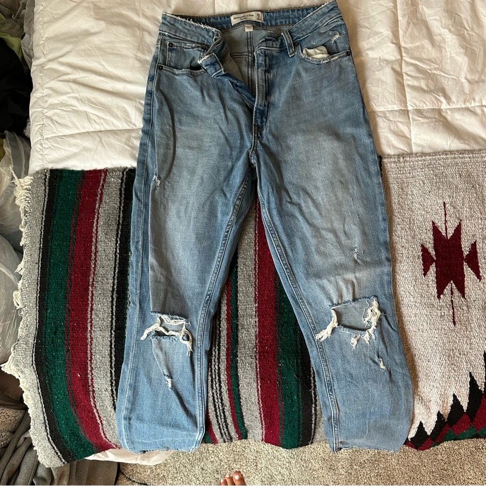 Abercrombie & Fitch skinny high rise jeans, distressed, Curve Love, size 28/6